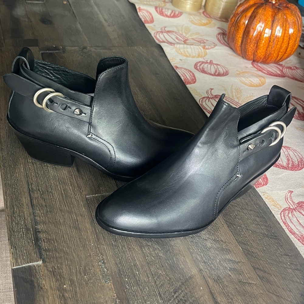 Rag & Bone New York Sullivan Boot - Picture 14 of 17